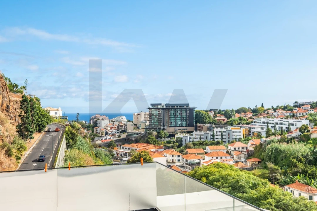 Apartamento T6 para Venda em Funchal (São Pedro) Foto 5