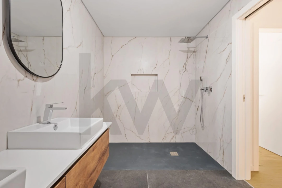 Apartamento T6 para Venda em Funchal (São Pedro) Foto 41