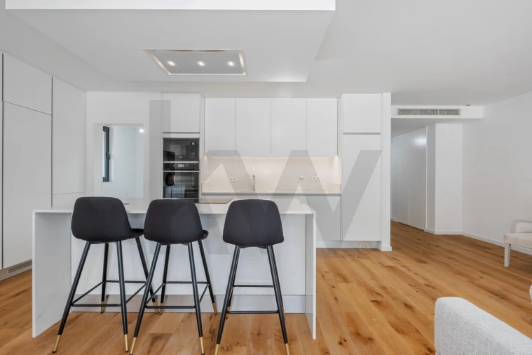 Apartamento T6 para Venda em Funchal (São Pedro) Foto 25