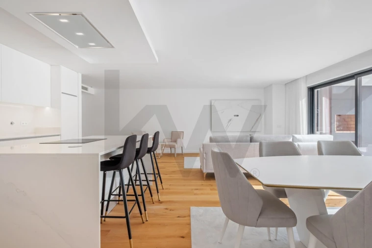 Apartamento T6 para Venda em Funchal (São Pedro) Foto 15
