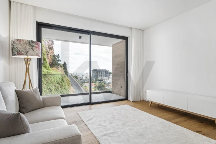 Apartamento T6 para Venda em Funchal (São Pedro) Foto 59