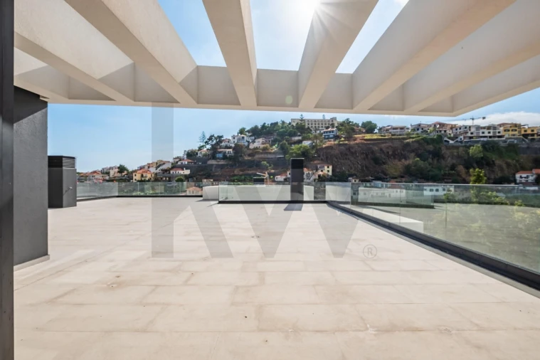 Apartamento T6 para Venda em Funchal (São Pedro) Foto 74