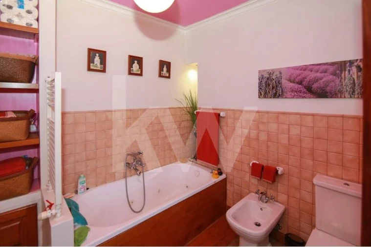 Moradia T3 para Venda em Labruja Foto 23