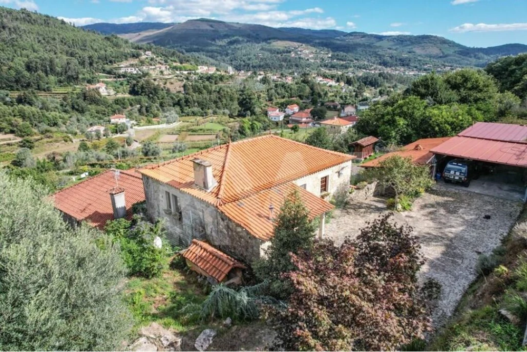 Moradia T3 para Venda em Labruja Foto 55