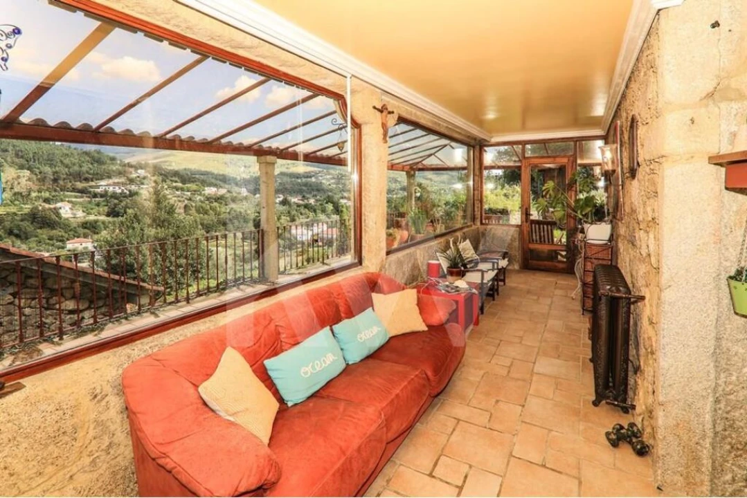 Moradia T3 para Venda em Labruja Foto 38