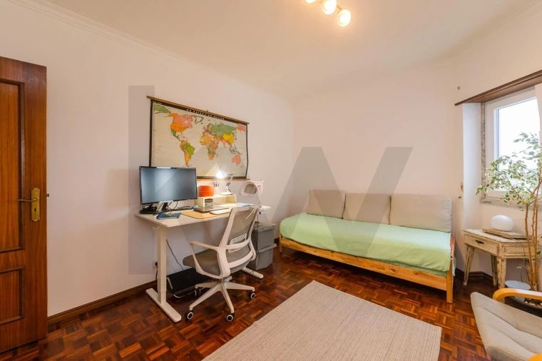 Apartamento T2 para Venda em Carvoeira Foto 23