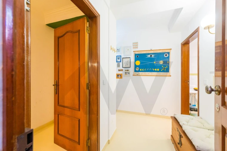 Apartamento T2 para Venda em Carvoeira Foto 41