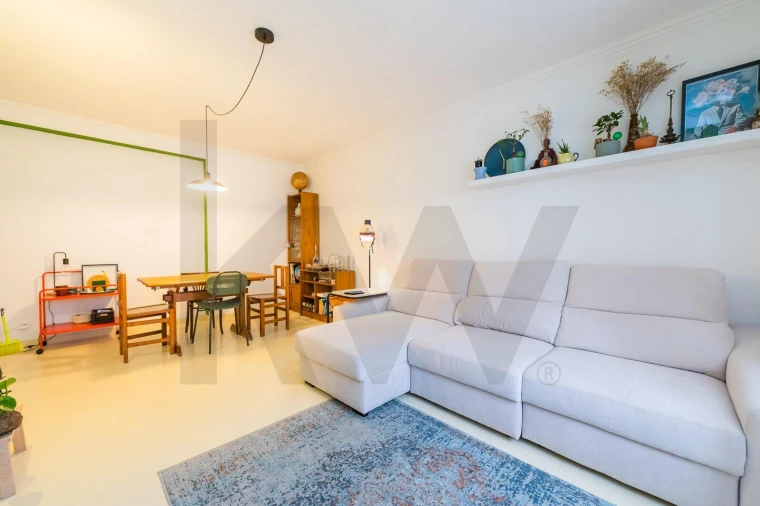 Apartamento T2 para Venda em Carvoeira Foto 3
