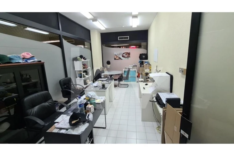 Escritório para Venda em Lordelo do Ouro e Massarelos Foto 13