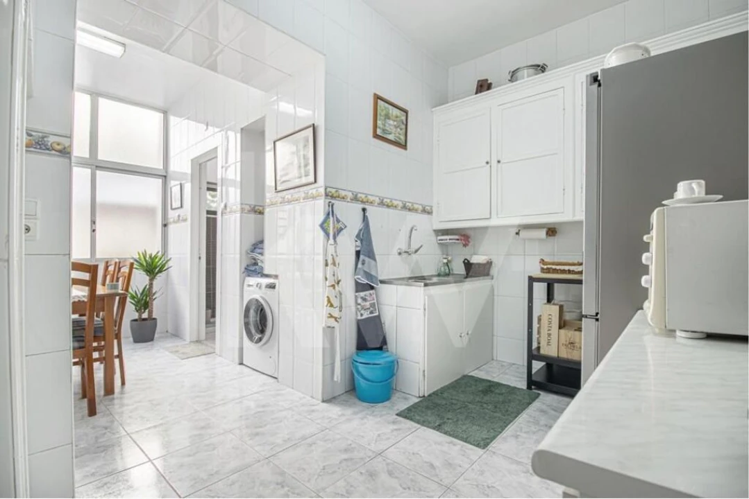 Apartamento T1 para Venda em Arroios Foto 11