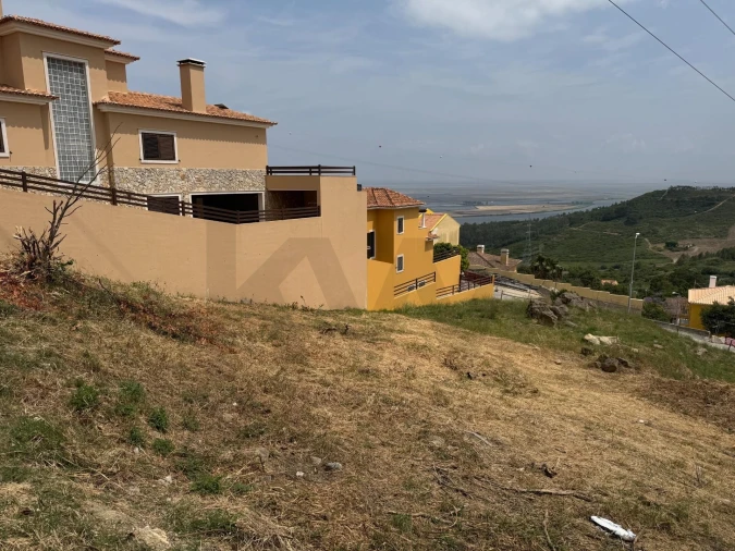 Terreno para Venda em Vila Franca de Xira Foto 3