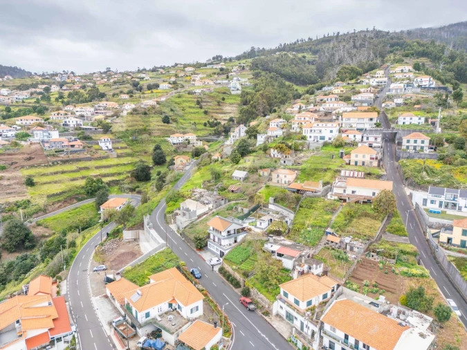 Moradia T3 para Venda em Estreito da Calheta Foto 11