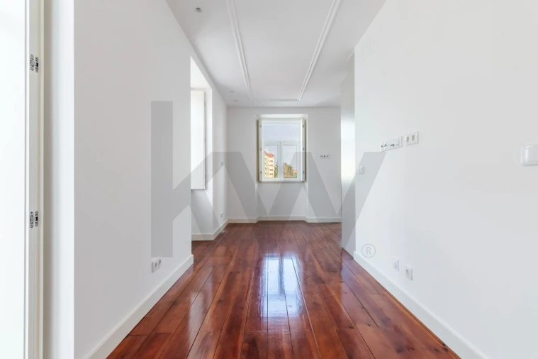Apartamento T1 para Arrendamento em Alvalade Foto 8