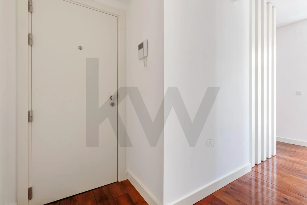 Apartamento T1 para Arrendamento em Alvalade Foto 27