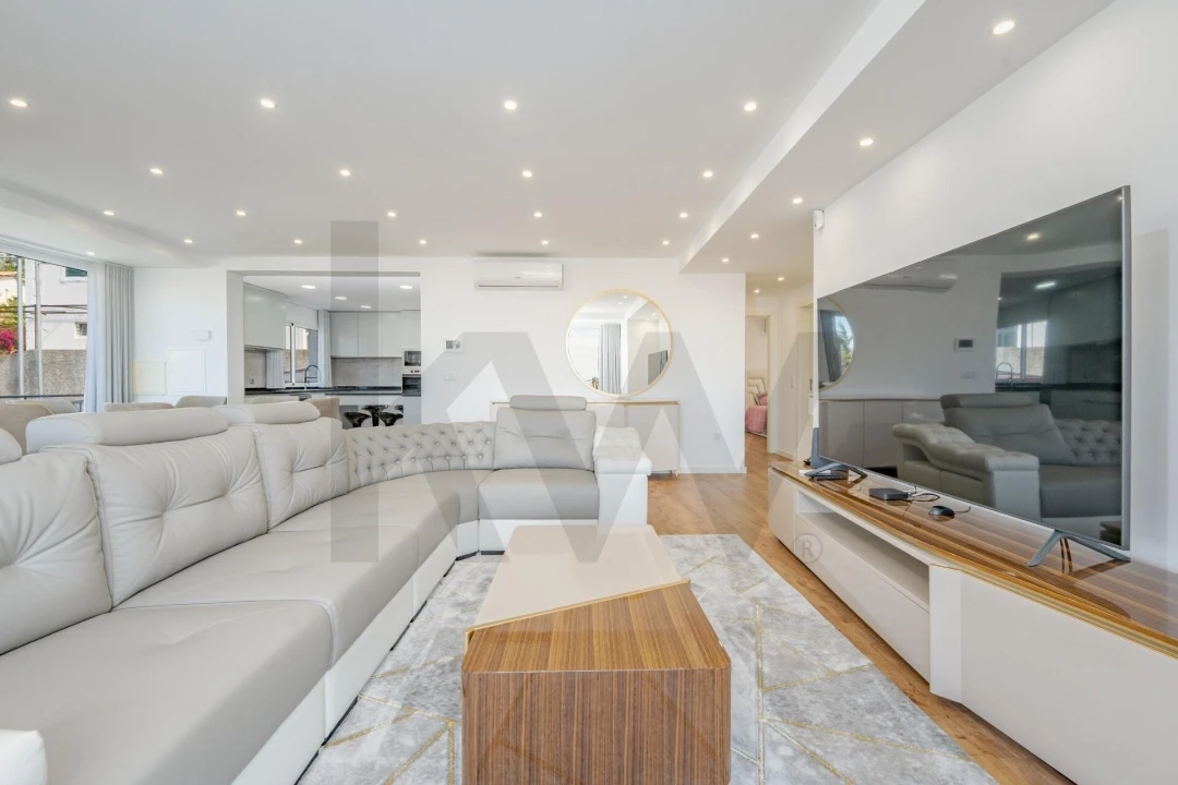 Moradia T3 para Venda em Funchal (São Pedro) Foto 9