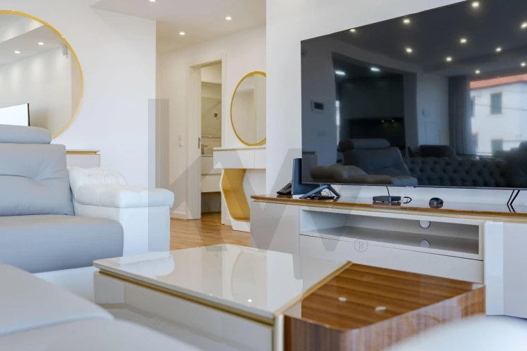 Moradia T3 para Venda em Funchal (São Pedro) Foto 11