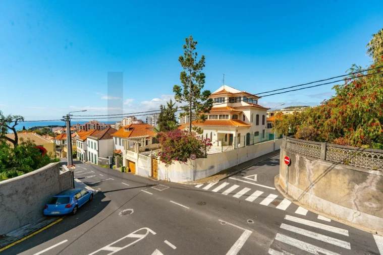 Moradia T3 para Venda em Funchal (São Pedro) Foto 52