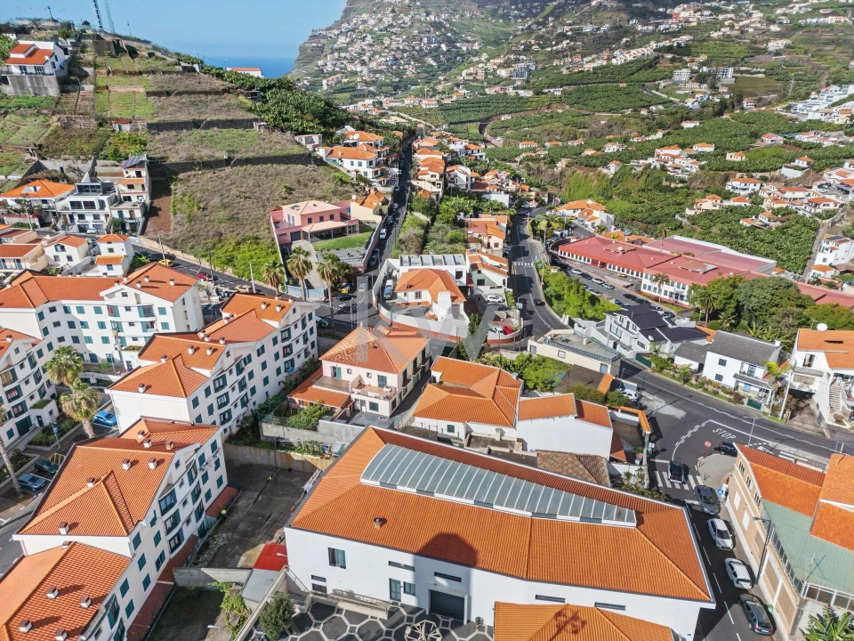 Moradia T3 para Venda em Camara de Lobos Foto 16