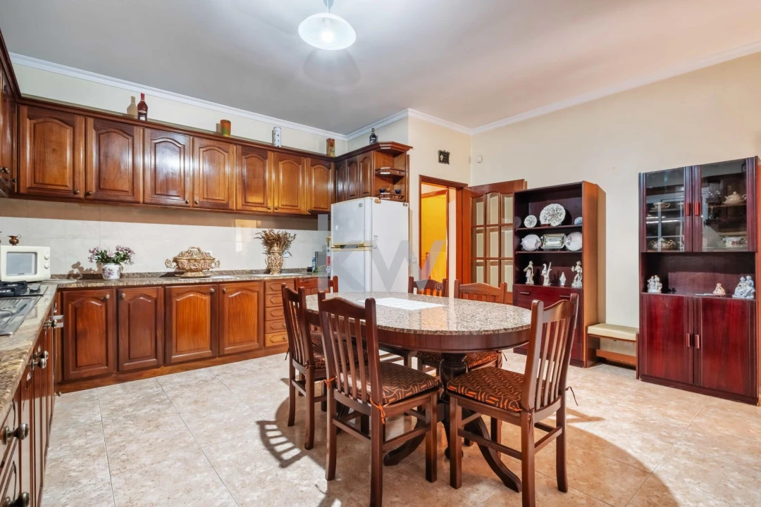 Moradia T3 para Venda em Camara de Lobos Foto 24