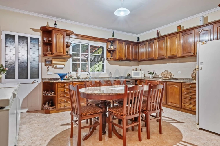 Moradia T3 para Venda em Camara de Lobos Foto 23