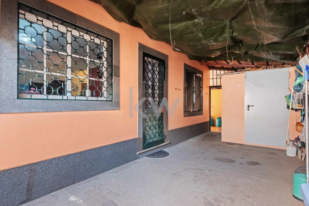 Moradia T3 para Venda em Camara de Lobos Foto 44