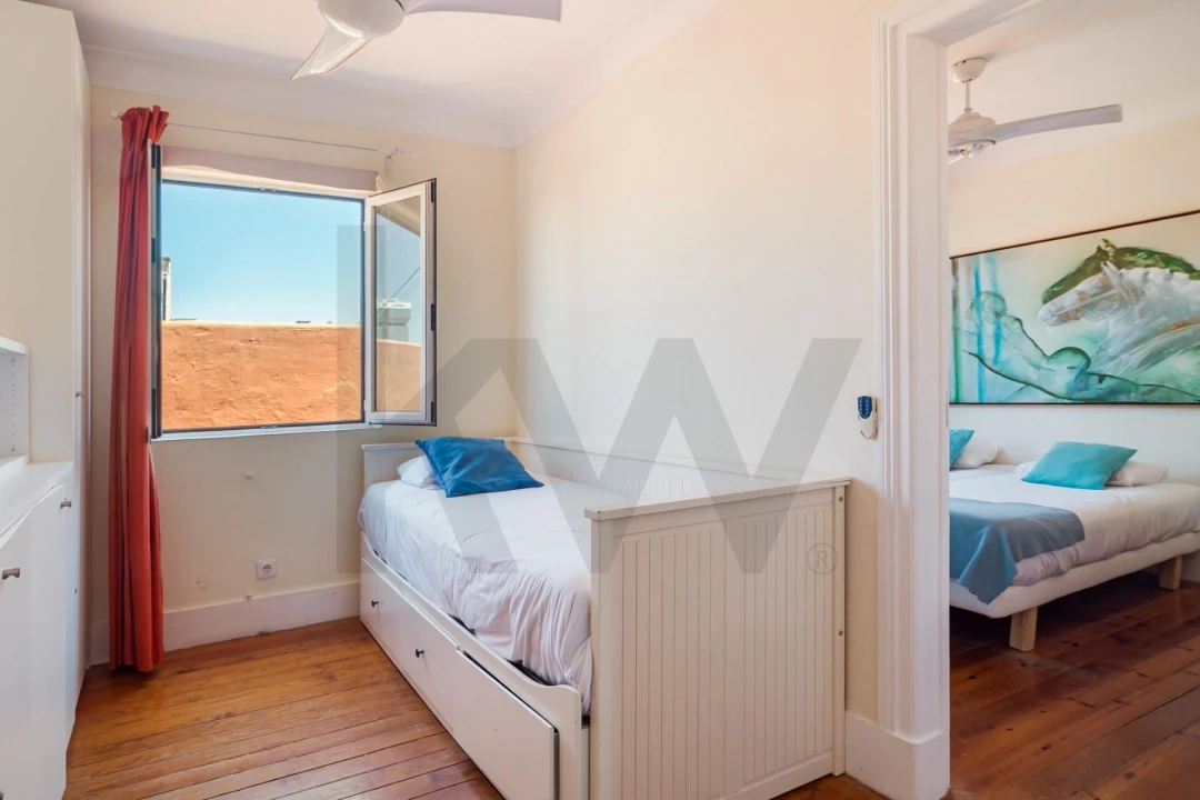 Apartamento T5 para Venda em Campo de Ourique Foto 18