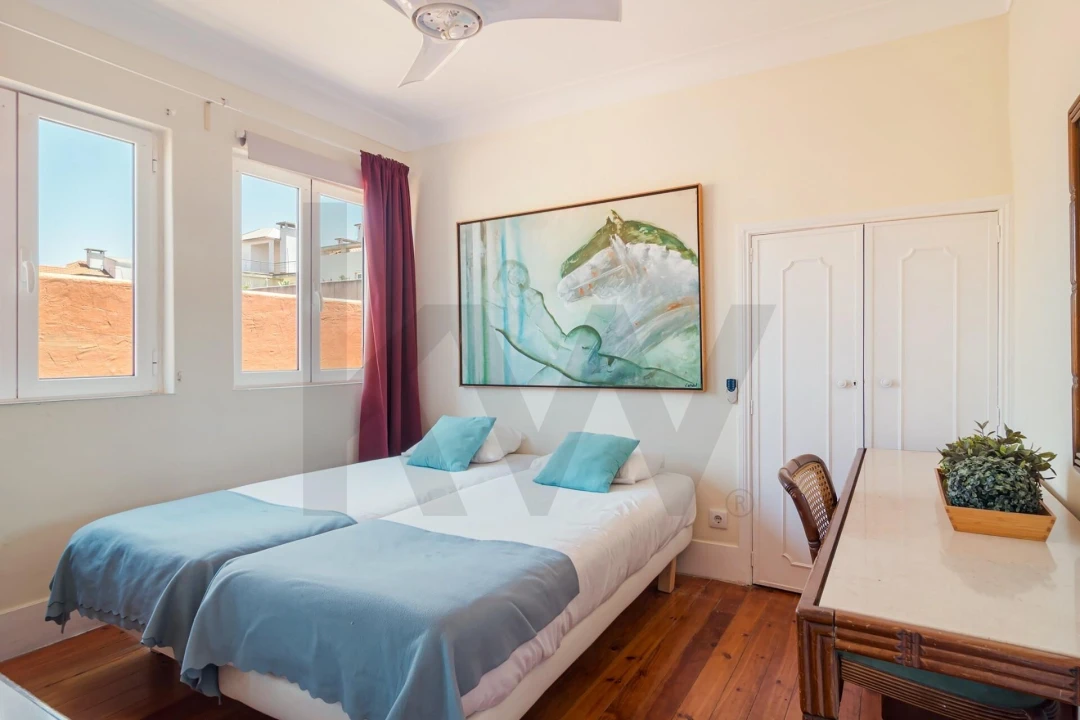 Apartamento T5 para Venda em Campo de Ourique Foto 16