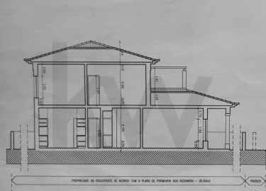 Moradia T4 para Venda em Fernao Ferro