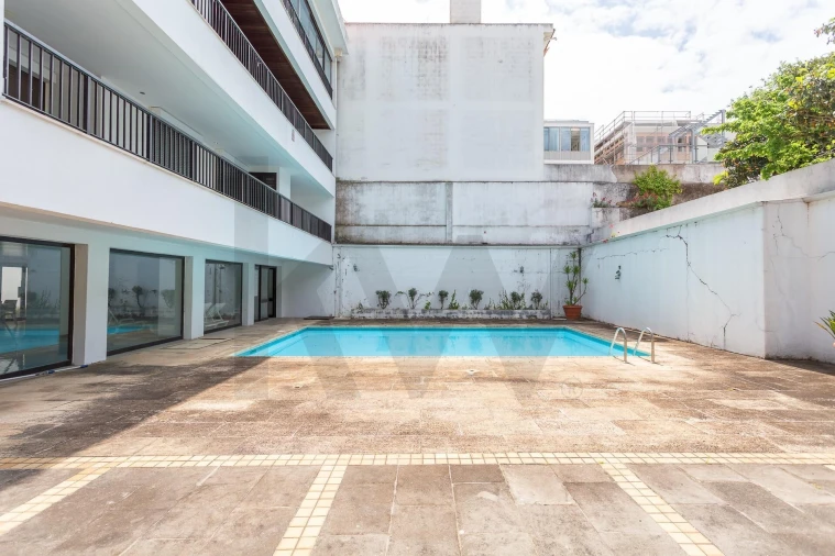 Apartamento T4 para Venda em Cascais e Estoril Foto 40