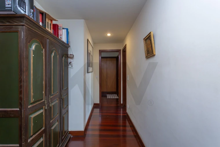 Apartamento T4 para Venda em Cascais e Estoril Foto 11