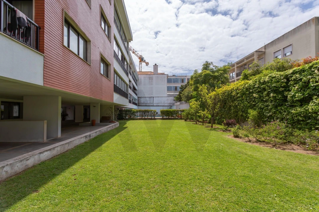 Apartamento T4 para Venda em Cascais e Estoril Foto 45