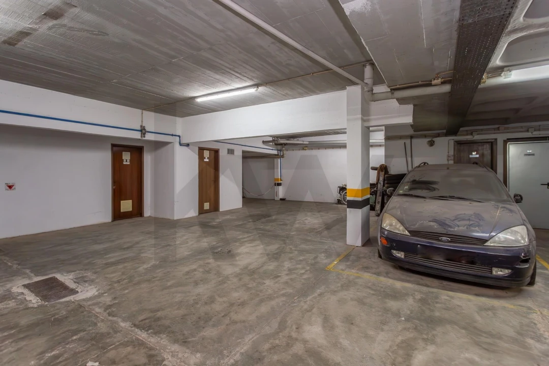 Apartamento T4 para Venda em Cascais e Estoril Foto 35