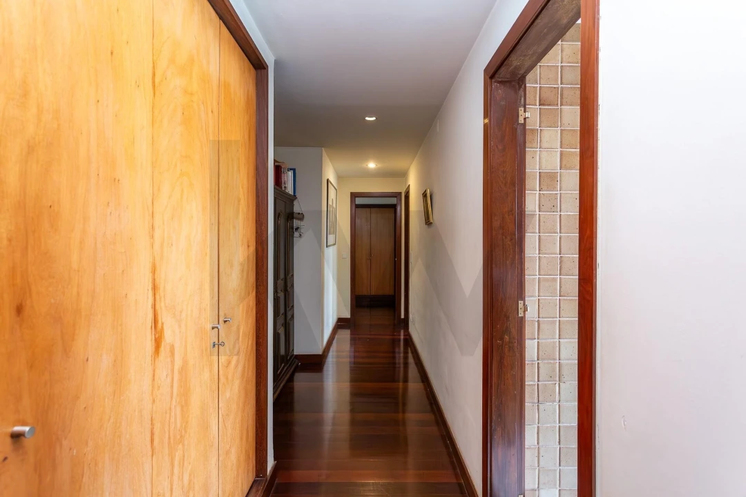 Apartamento T4 para Venda em Cascais e Estoril Foto 9