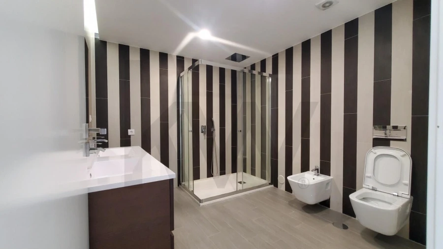 Apartamento T2 para Arrendamento em Oeiras e São Julião da Barra, Paço de Arcos e Caxias Foto 13