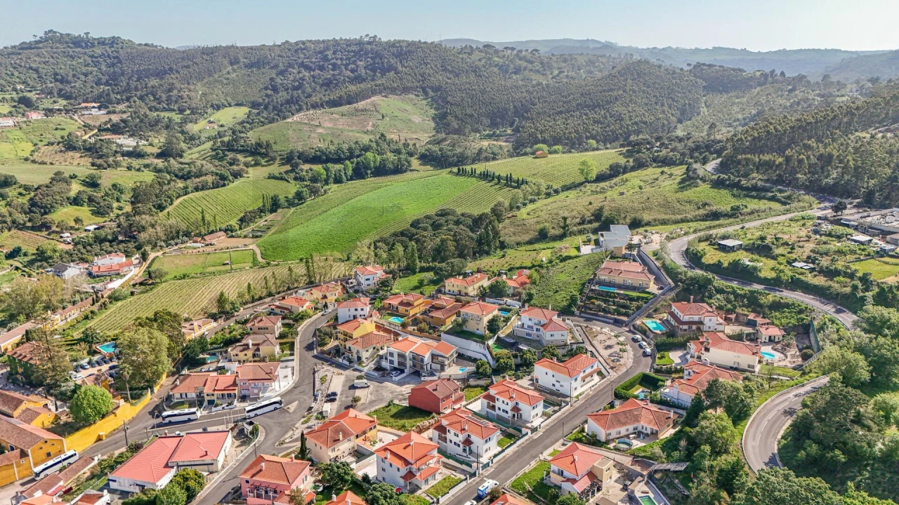 Moradia T5 para Venda em Enxara do Bispo, Gradil e Vila Franca do Rosário Foto 48
