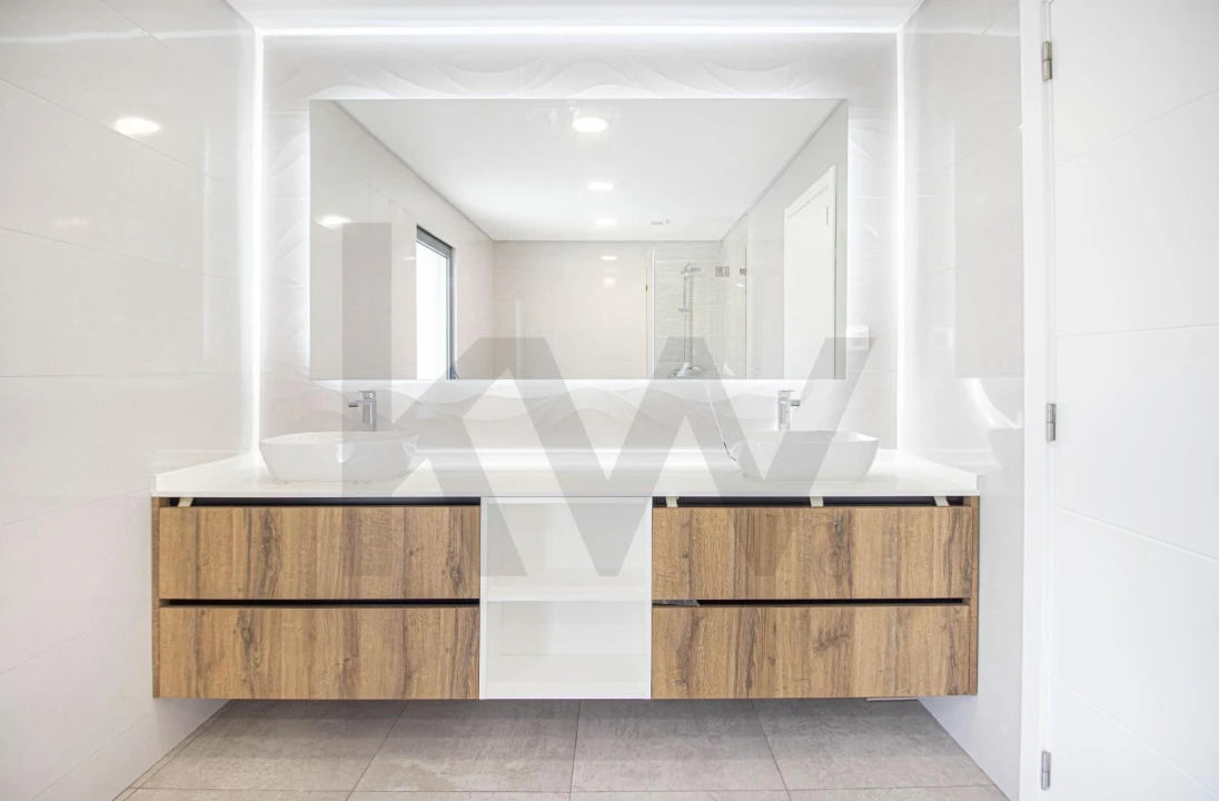 Moradia T5 para Venda em Enxara do Bispo, Gradil e Vila Franca do Rosário Foto 11