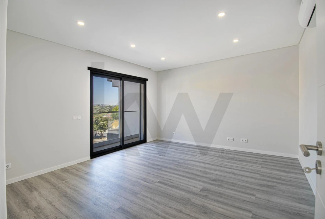 Moradia T5 para Venda em Enxara do Bispo, Gradil e Vila Franca do Rosário Foto 28