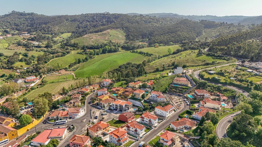 Moradia T5 para Venda em Enxara do Bispo, Gradil e Vila Franca do Rosário Foto 47