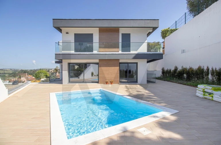 Moradia T5 para Venda em Enxara do Bispo, Gradil e Vila Franca do Rosário Foto 36