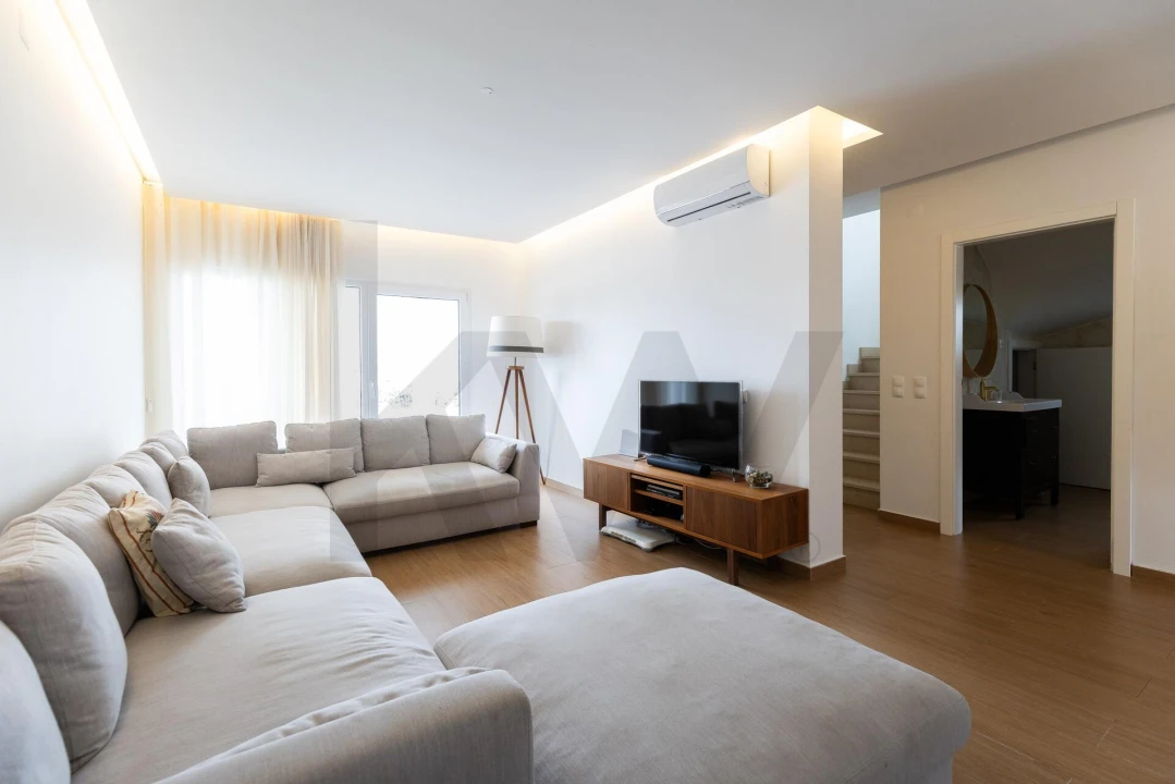 Moradia T4 para Venda em Pinhal Novo Foto 3