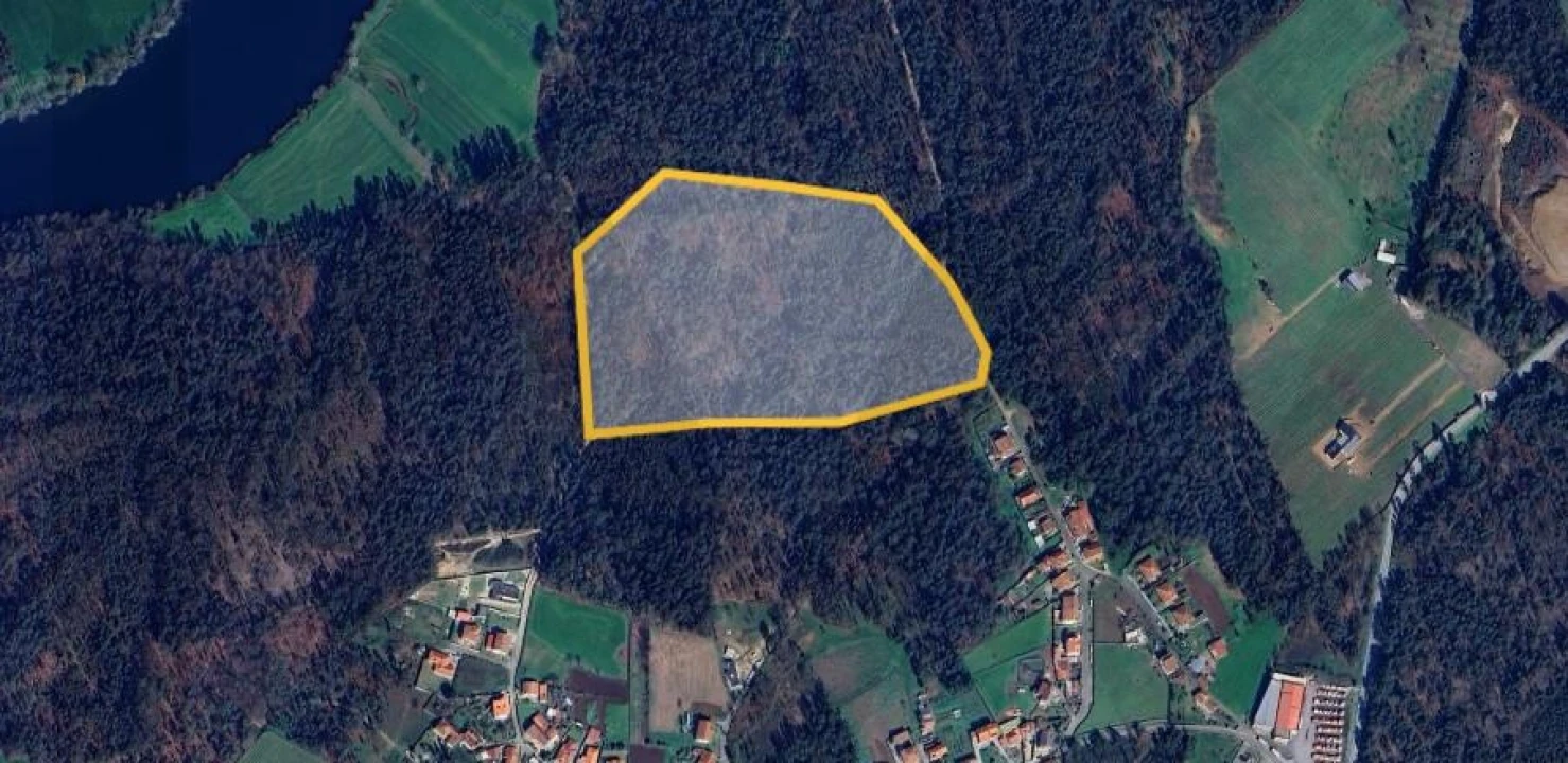 Terreno para Venda em Pousa Foto 1