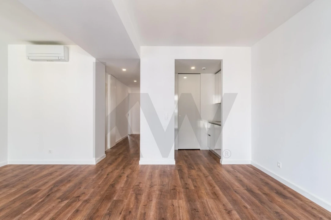 Apartamento T2 para Venda em Avenidas Novas Foto 8