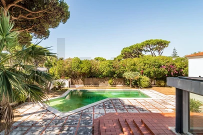 Moradia T8 para Venda em Cascais e Estoril