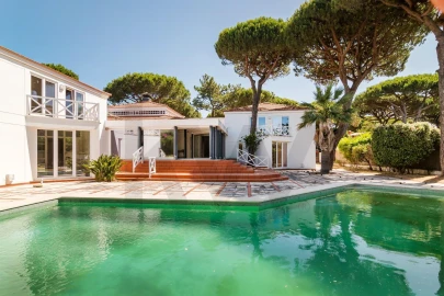 Moradia T8 para Venda em Cascais e Estoril