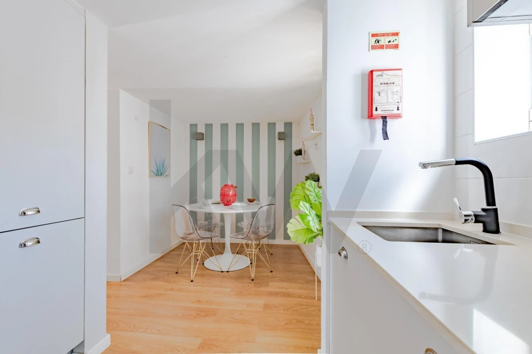 Apartamento T1 para Venda em Santa Maria Maior Foto 9