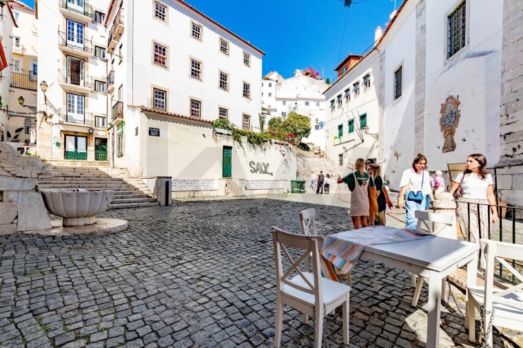 Apartamento T1 para Venda em Santa Maria Maior Foto 25