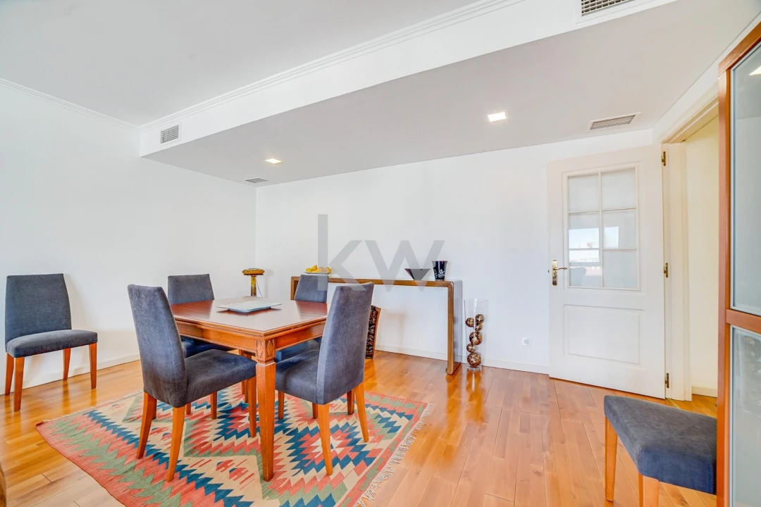Apartamento T2 para Venda em Arroios Foto 3