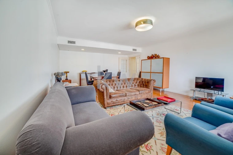 Apartamento T2 para Venda em Arroios Foto 5