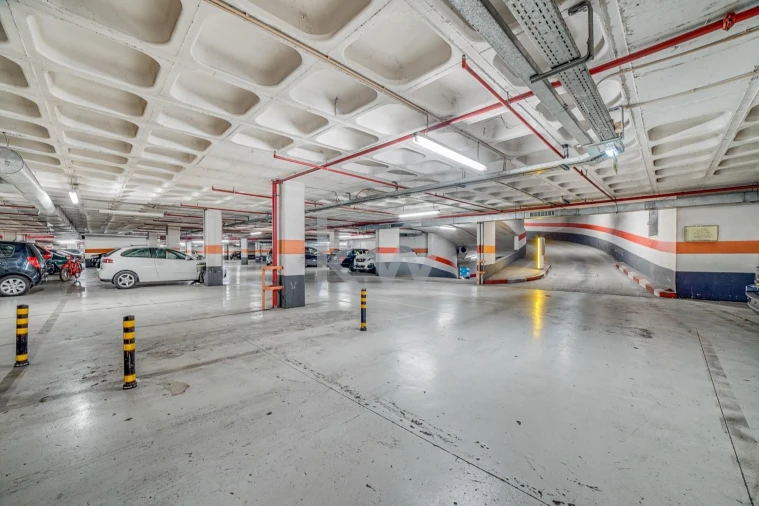 Apartamento T2 para Venda em Arroios Foto 25