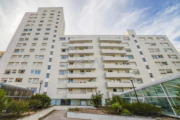 Apartamento T2 para Venda em Arroios Foto 30